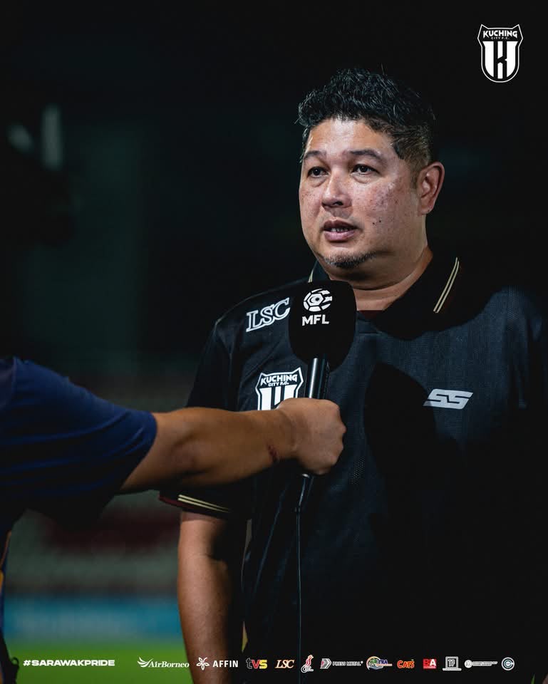 Kuching City dahagakan sorakan pemain ke-12