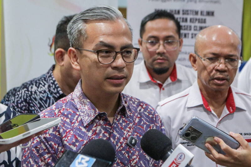 Jangan terpedaya akaun palsu tawar pendaftaran bantuan kerajaan – Fahmi