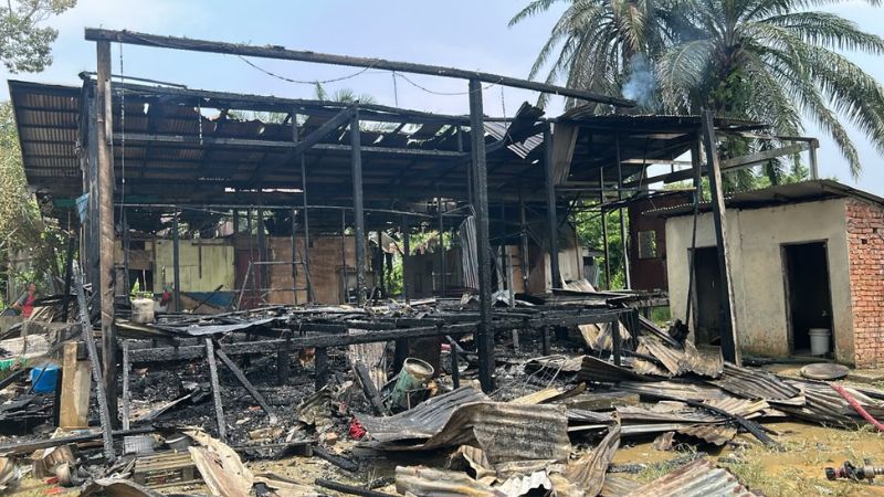 Rumah pekerja di Batu Niah musnah terbakar