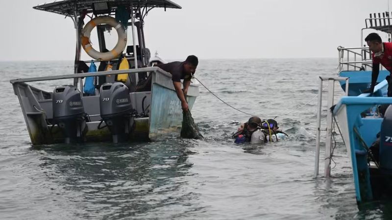 300 kg pukat hantu dibersihkan dari tukun Igan