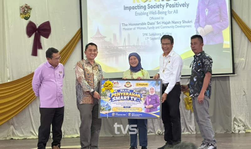 Sumbangan televisyen pintar perkasa pembelajaran digital SMK Santubong