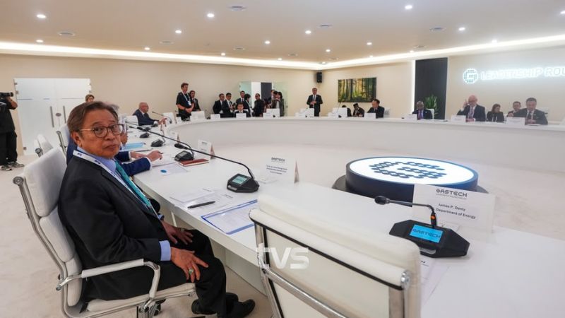 Abang Johari bawa suara Sarawak dalam agenda tenaga global