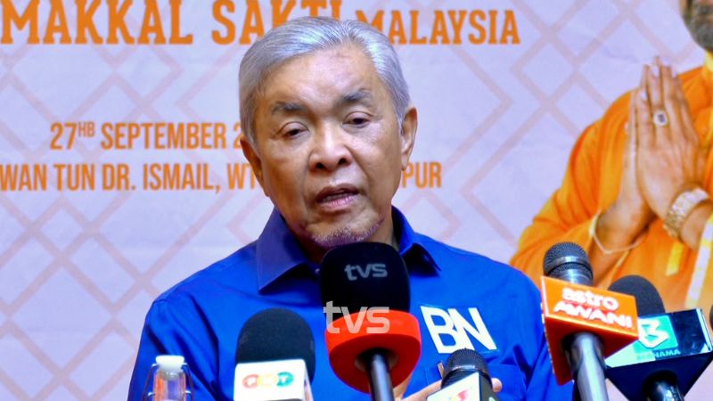 Ahmad Zahid bertemu 25 ADUN N.Sembilan malam ini cari penyelesaian kemelut