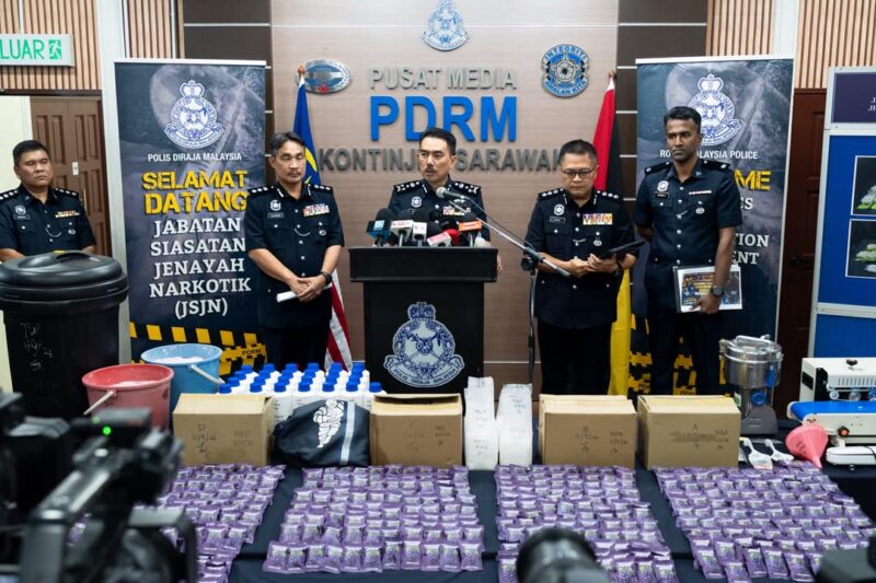 Polis rampas dadah bernilai RM17.2 juta dalam dua operasi di Sarawak