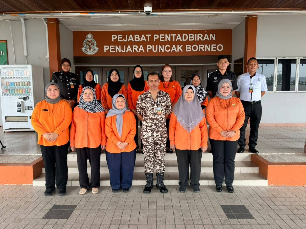 Traditional bakery workshop strengthens the prospects of Borneo's top prison