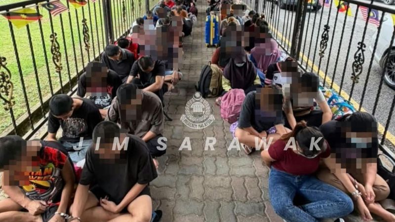 139 Indonesians were sent home by land route