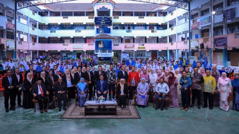 Education cooperation between Sarawak, Selangor needs to be strengthened