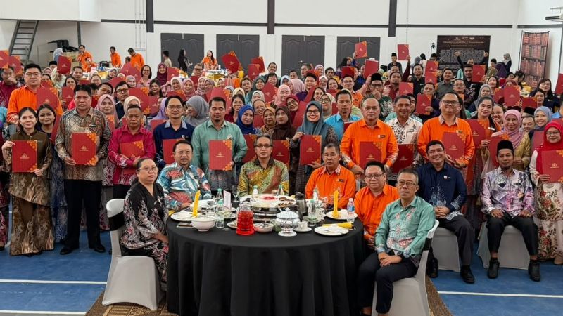 PPD Betong raikan 142 penerima APC, 43 pesara pendidikan