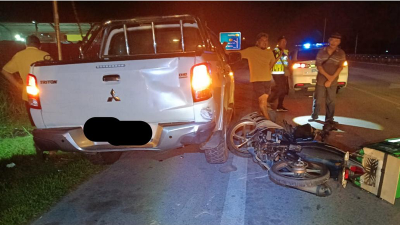 Motorcycle rider dead from a broken rear bumper.