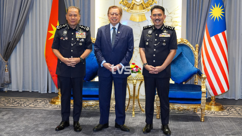 Kunjungan perpisahan Pesuruhjaya Polis Sarawak kepada Premier Sarawak