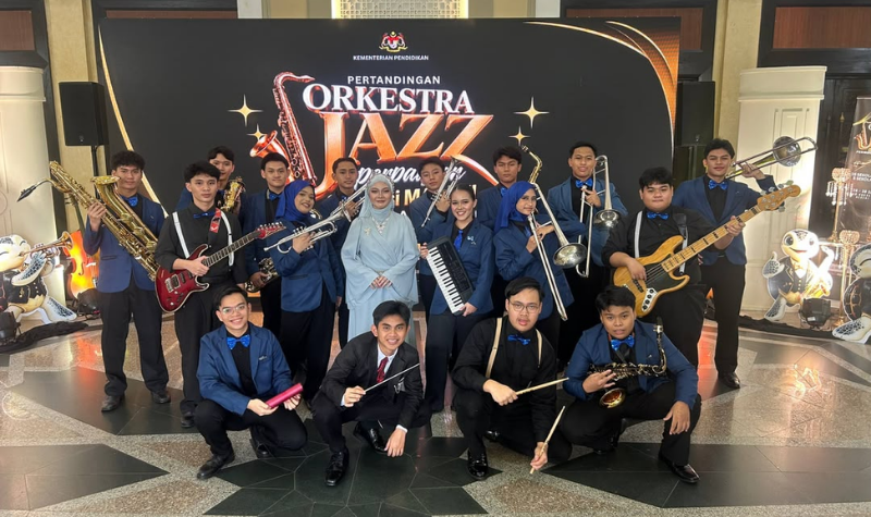 SSeMS ranked second in command of the National Cultural Generation Unified Jazz Orchestra
