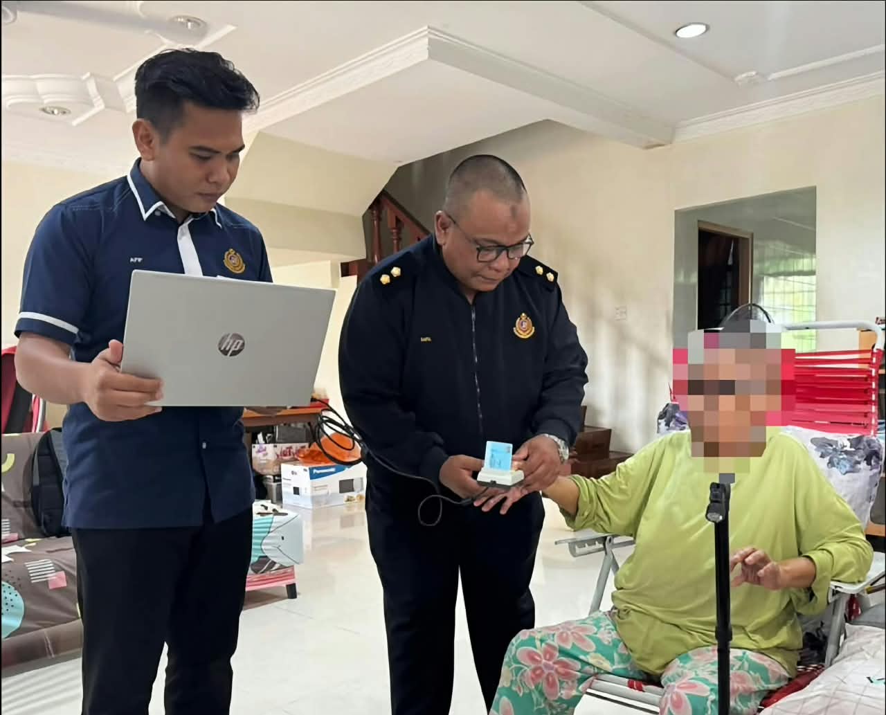 JPJ Sarawak expands its mobile fingerprint service