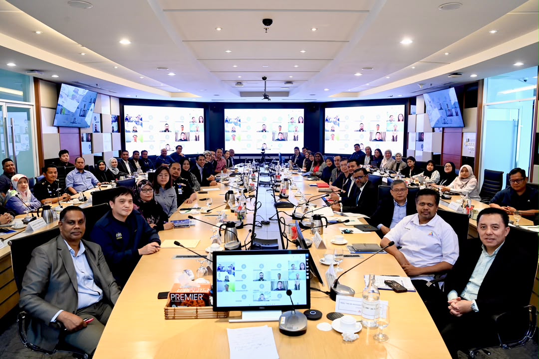MCMC is requesting a tightly controlled e-commerce platform
