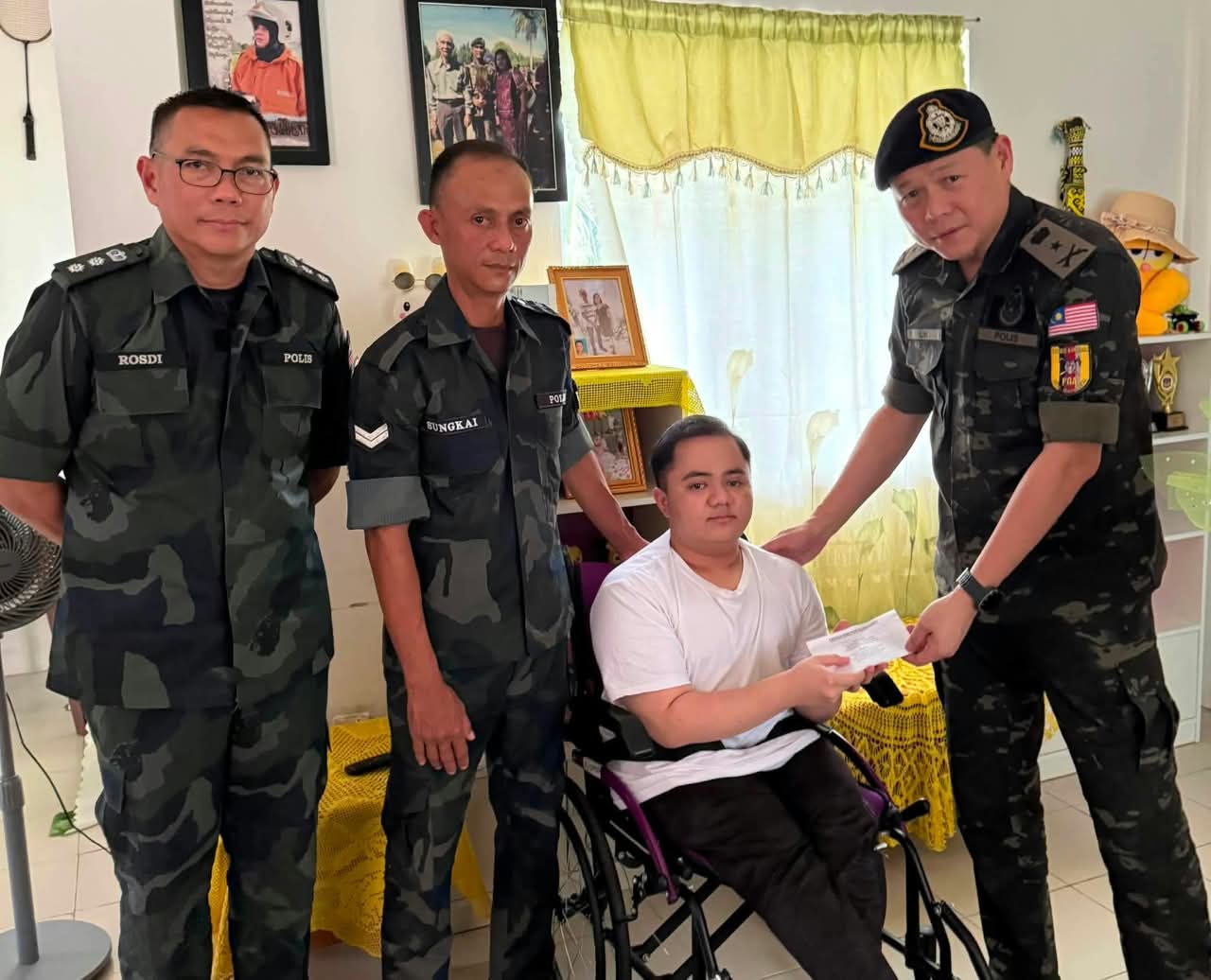 PGA santhuni son of a member of the prisoners of fragile bone disease in Sibu